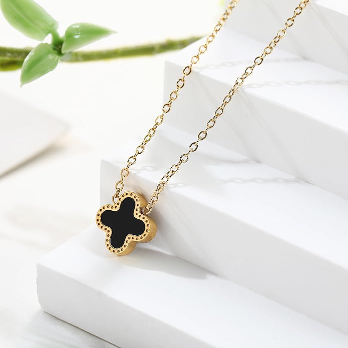 LONDON Black Clover Necklace Set