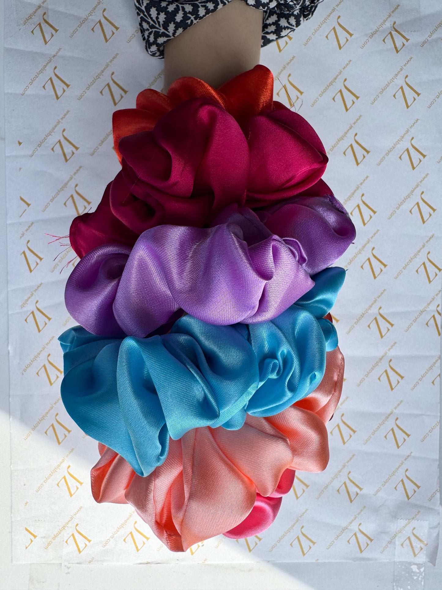 6pc Silk Scrunchie Set