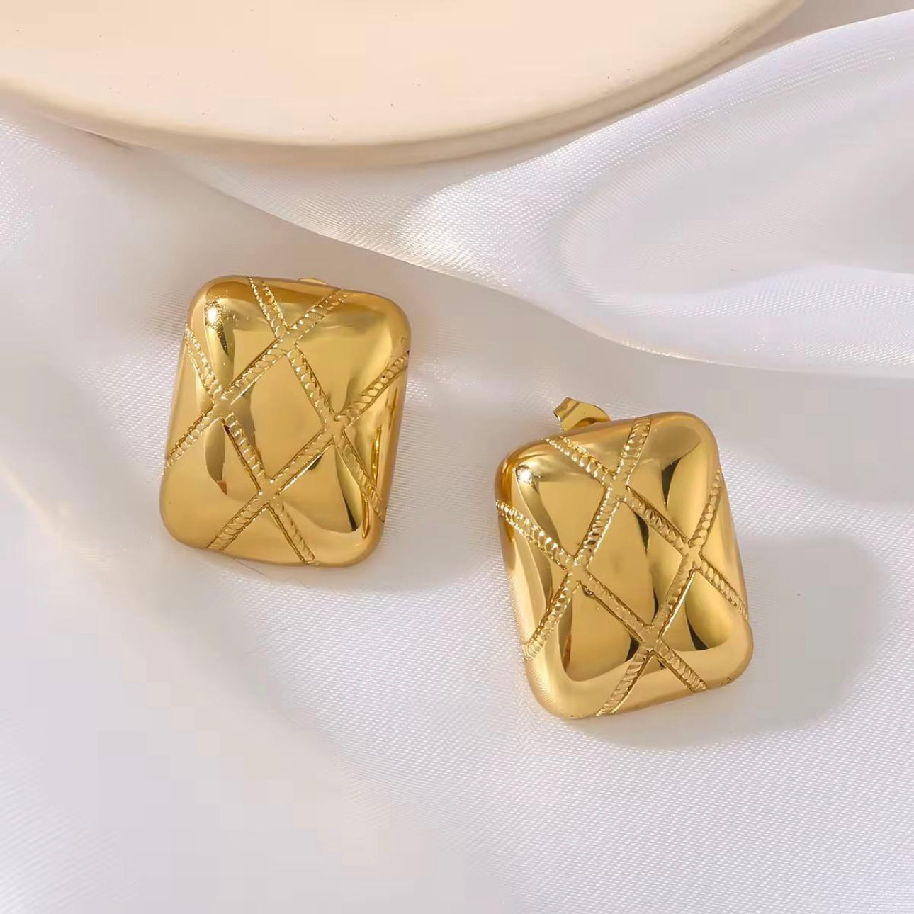 Box Pattern Earrings