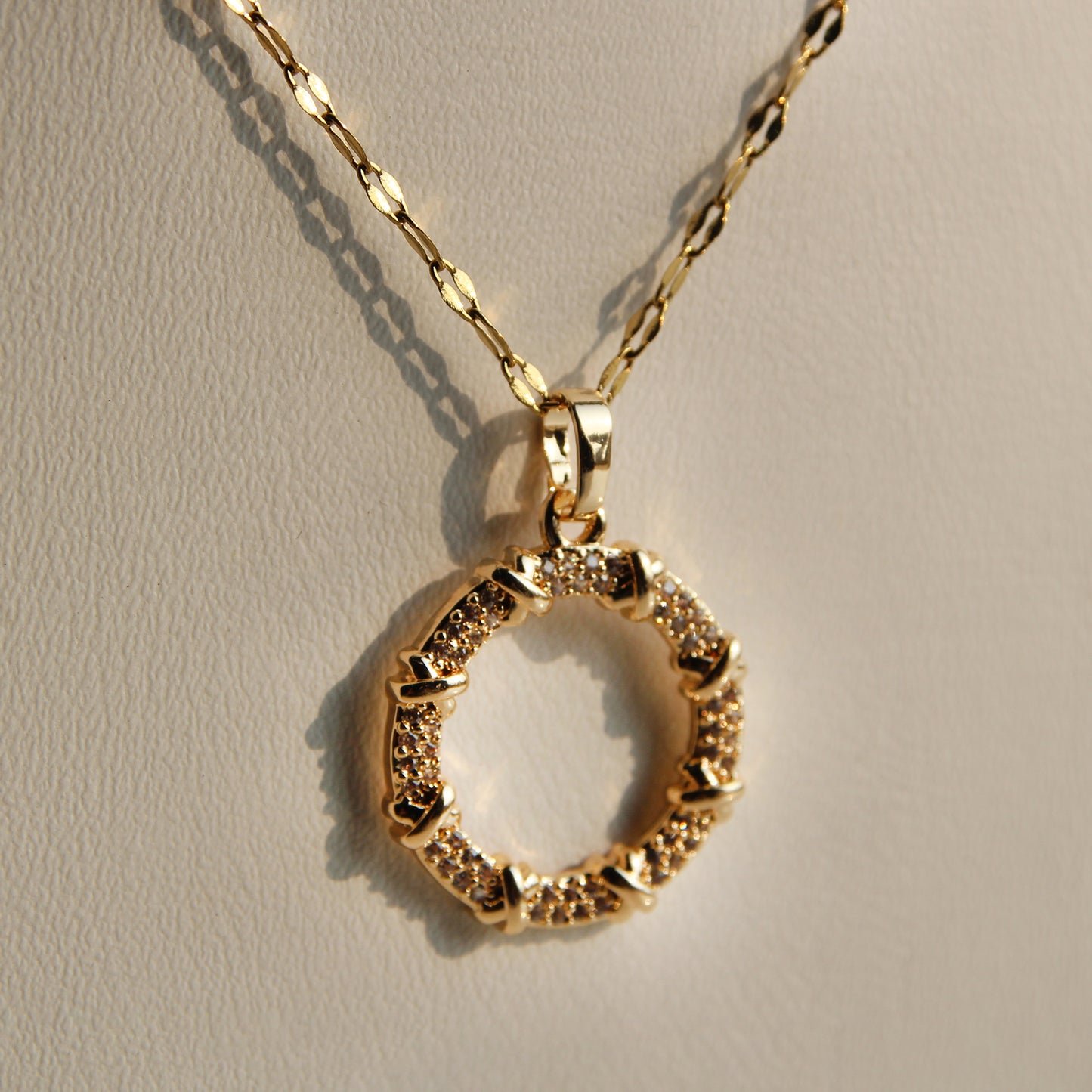 OBSESSION Halo Silver Necklace