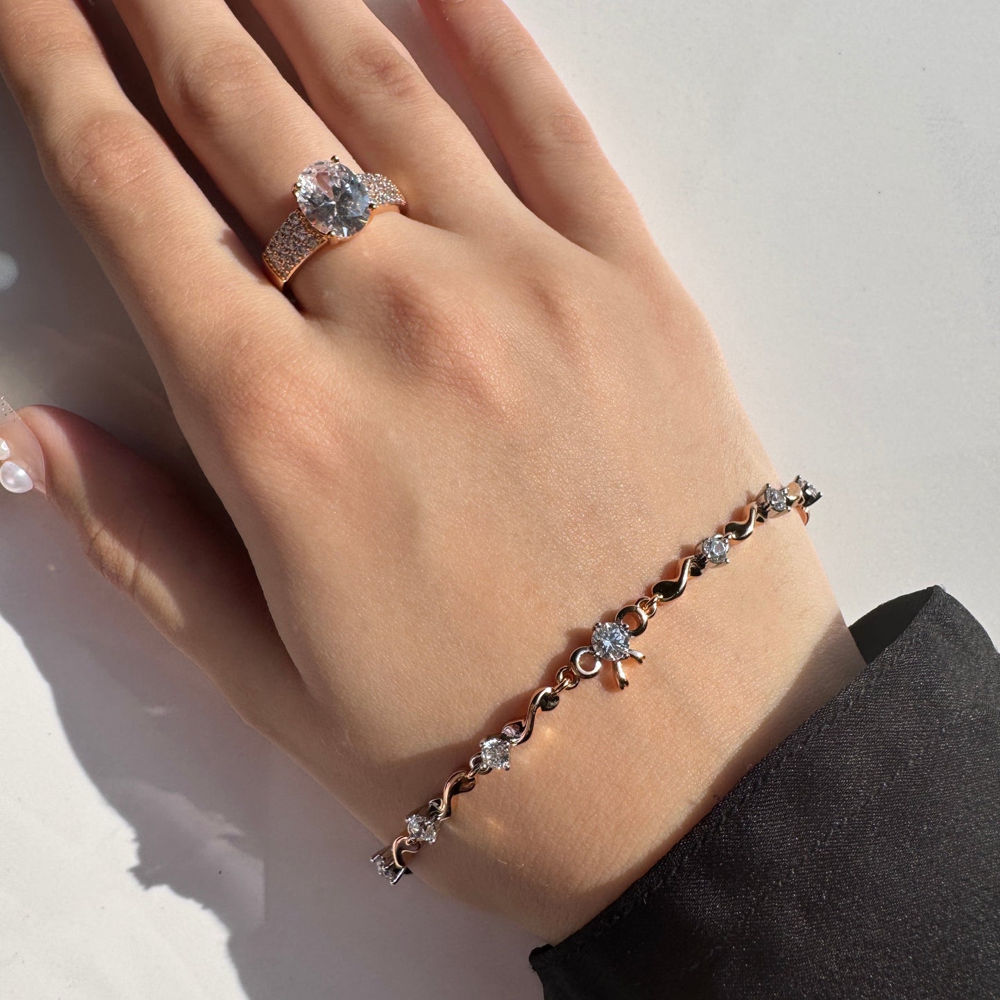 Luxurious Rose Gold 18K Bracelet