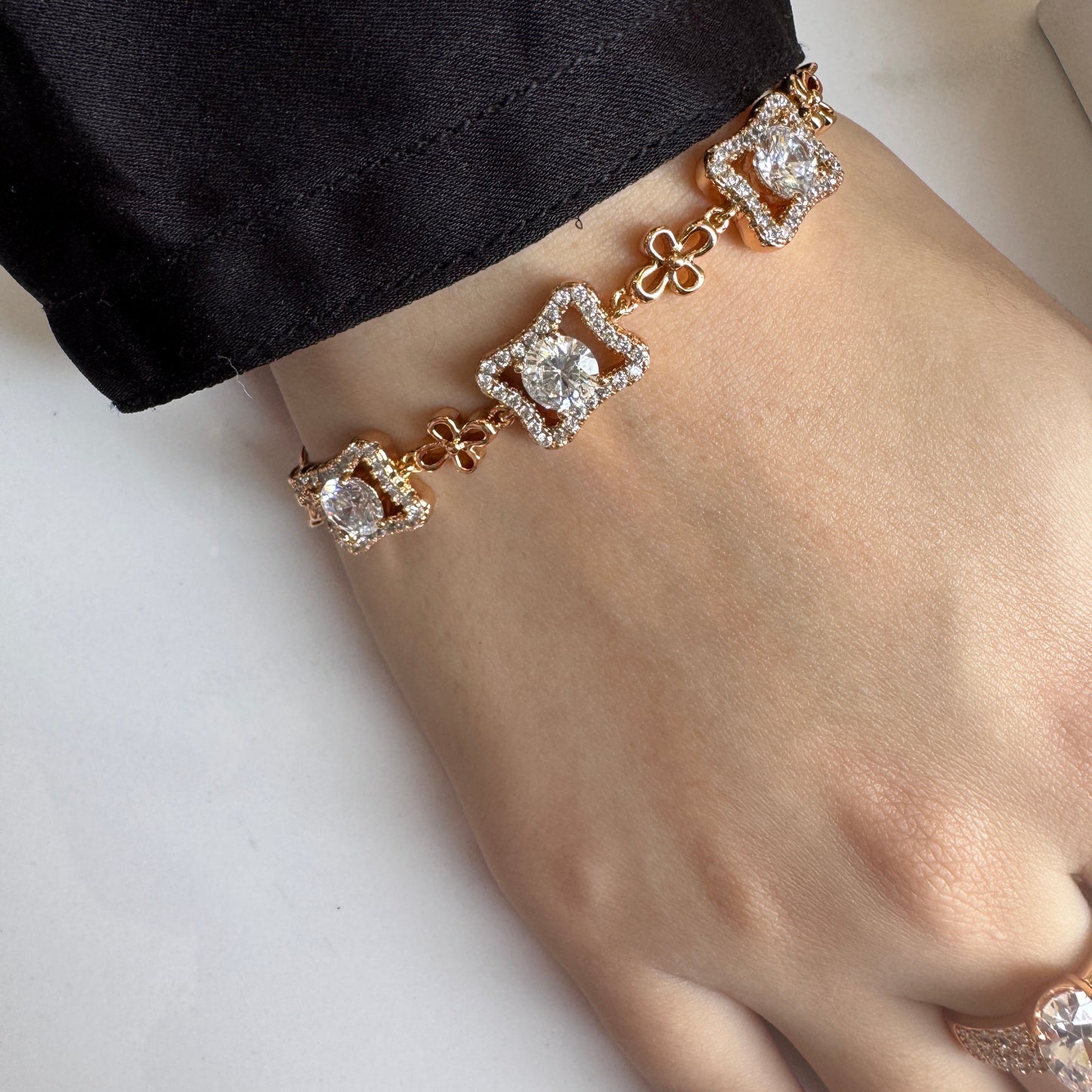 Mini Floral Zircon Bracelet