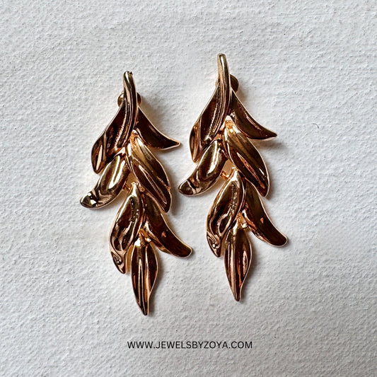 CLAIRE Gold Leaves Earrings