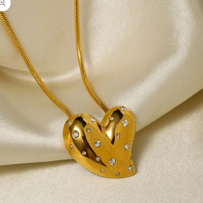 Heart Shape Pendant Necklace