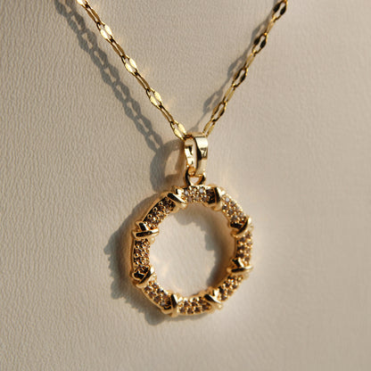 OBSESSION Halo Silver Necklace
