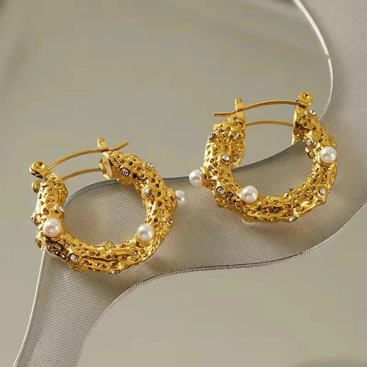 Luster - Pearl Gold Hoops