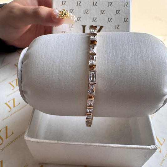 Luxe Gold Tennis Bracelet