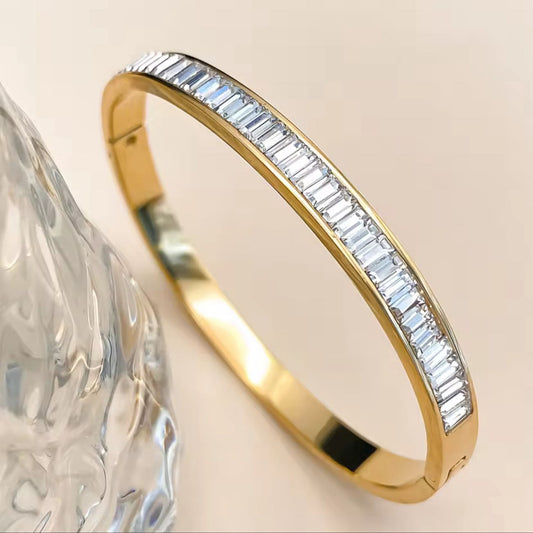 Vintage Zircon Bangle