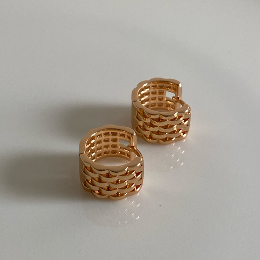 BERLIN HOOP EARRING