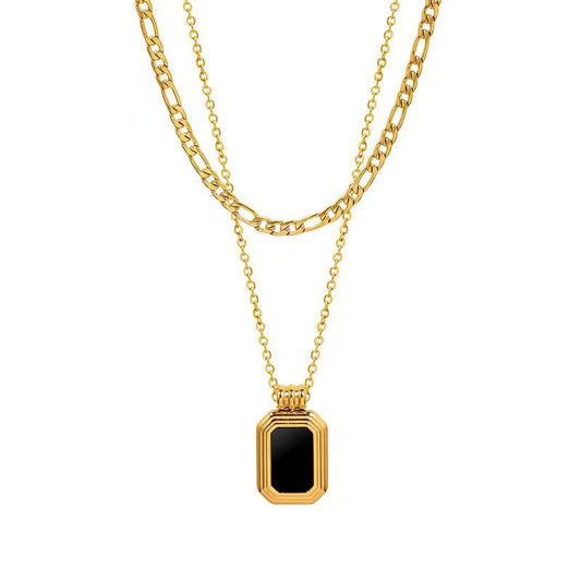Layered Gold Black Pendant